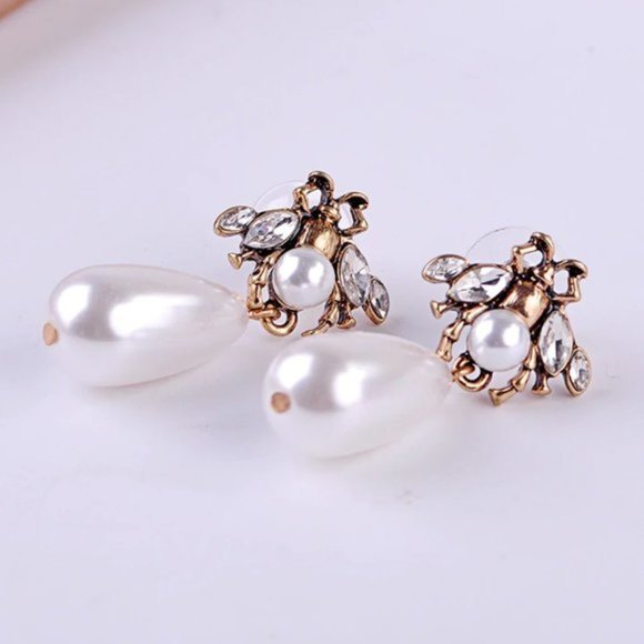 Anthropologie Vintage Insect pearl drop earrings - Picture 5 of 8